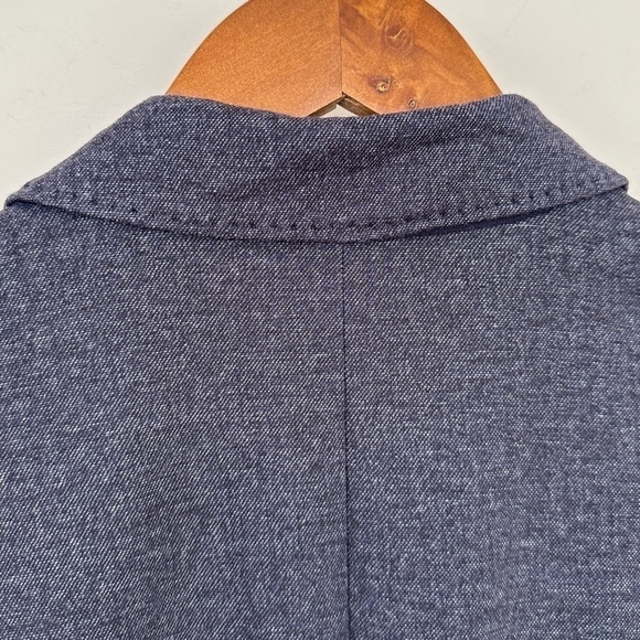 Talbots fitted blazer, in a stretch rayon blend fabric, fully lined - Picture 11 of 15